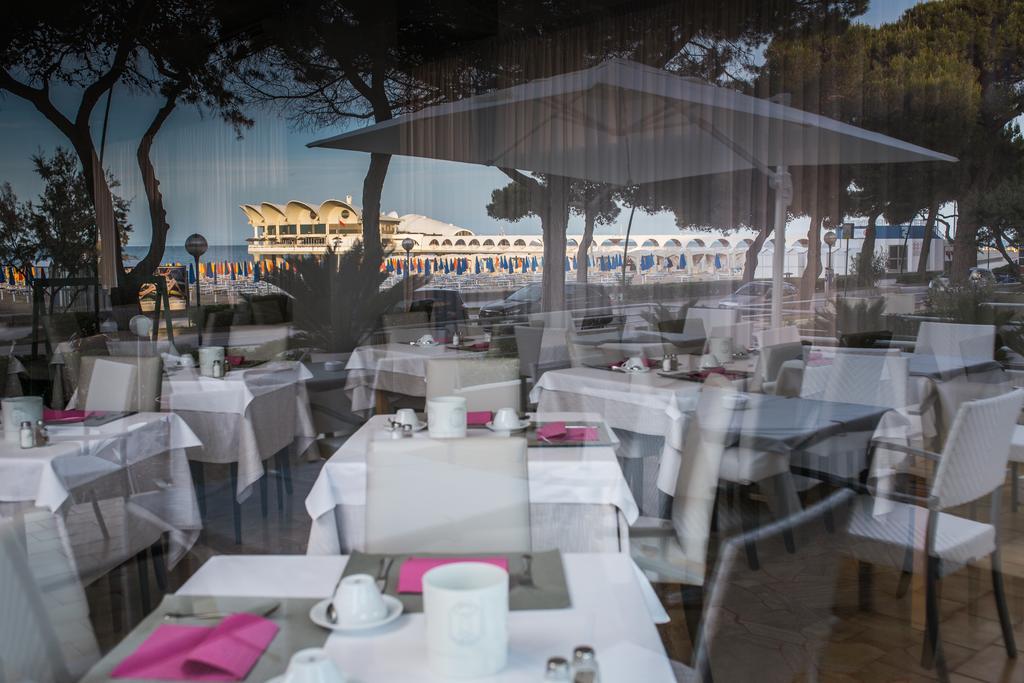 Hotel Luna Lignano Sabbiadoro Eksteriør billede